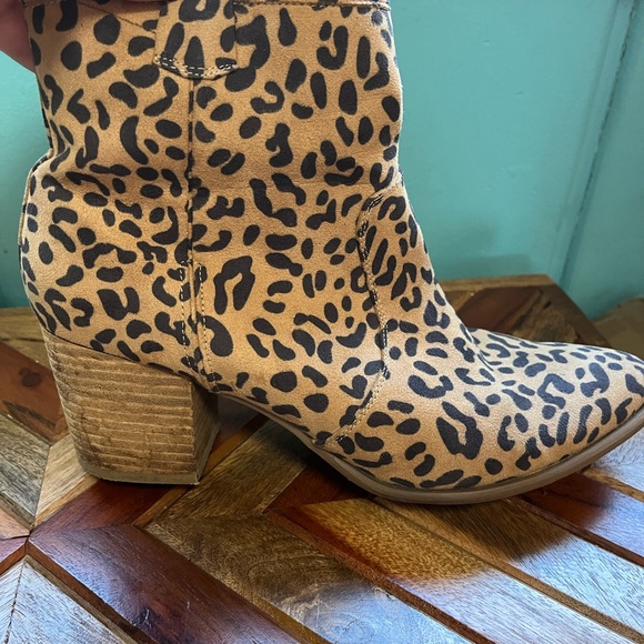Leopard booties - Picture 5 of 7